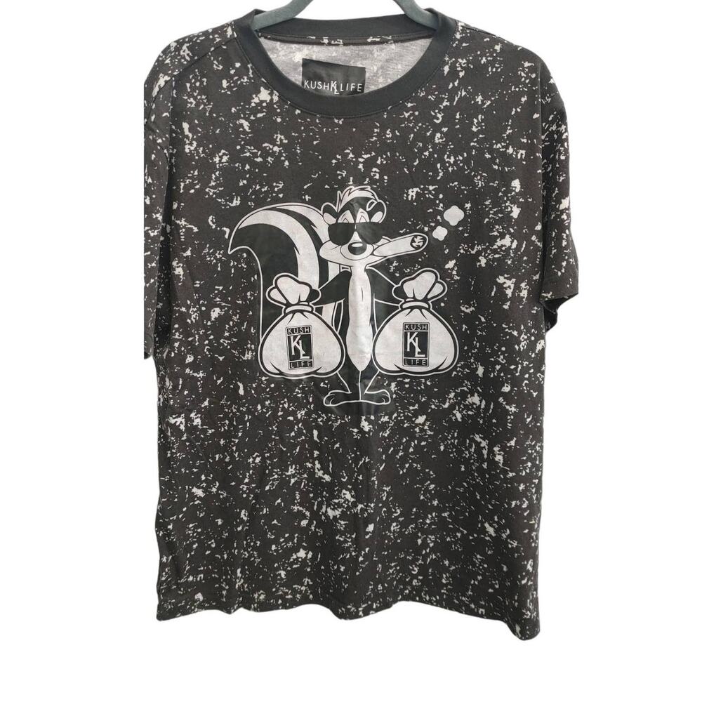 Kush Life KL T-shirt Crewneck Pepe Le Pew Graphic Skunk Large